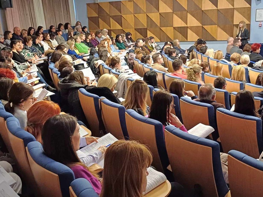 Успешно завърши присъственият семинар на АКТИВ