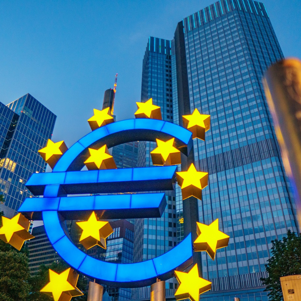 Онлайн семинар на тема: "Бизнес, трудовоправни, финансови, счетоводни и данъчни аспекти на въвеждане на еврото в България"